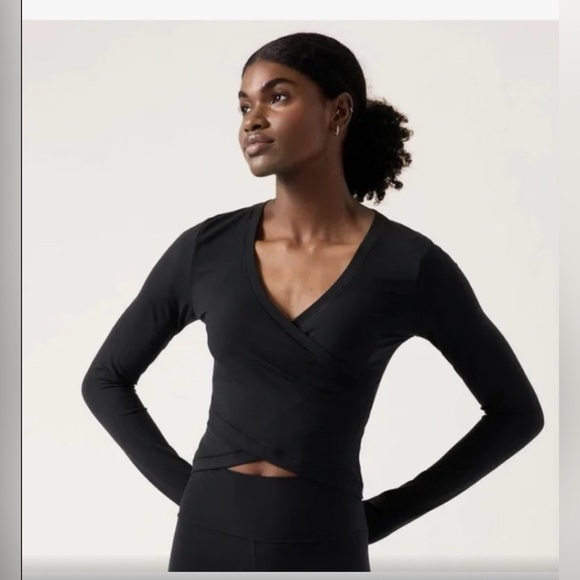 Athleta Transcend Wrap Top In Black Size Medium - Picture 2 of 4